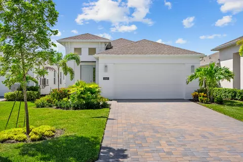 2147 Falls Mnr, Vero Beach, FL 32967