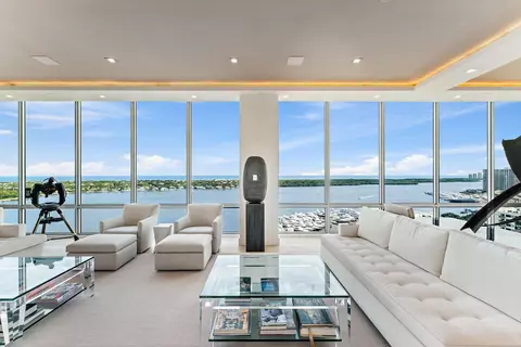 3 Water Club Way #1902, North Palm Beach, FL 33408