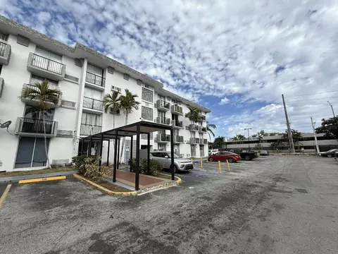 16450 NW 2nd Ave #116, Miami, FL 33169