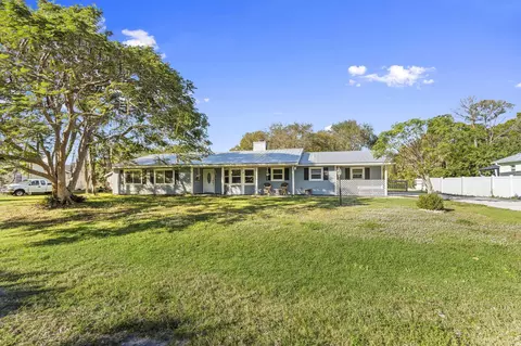 5201 Seagrape, Fort Pierce, FL 34982