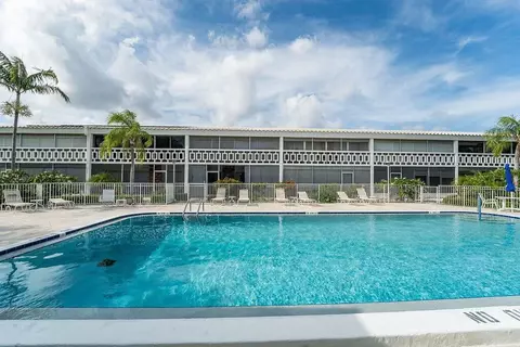 Exterior - 331 Tequesta Dr #224, Tequesta, FL 33469 photo 7 of 9