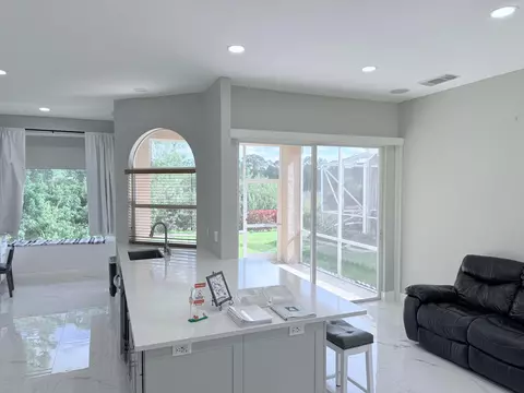 861 SW Munjack Cir, Port Saint Lucie, FL 34986
