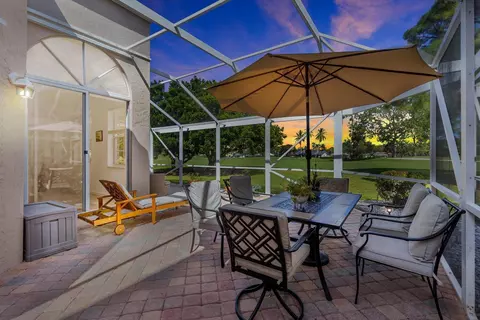 73 Via Verona, Palm Beach Gardens, FL 33418