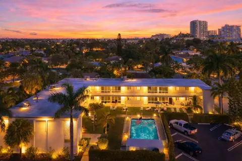 3205 SE 7th St #206, Pompano Beach, FL 33062