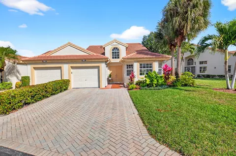 7921 Sandy Pointe Dr, Delray Beach, FL 33446