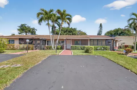 14386 Campanelli Dr, Delray Beach, FL 33484