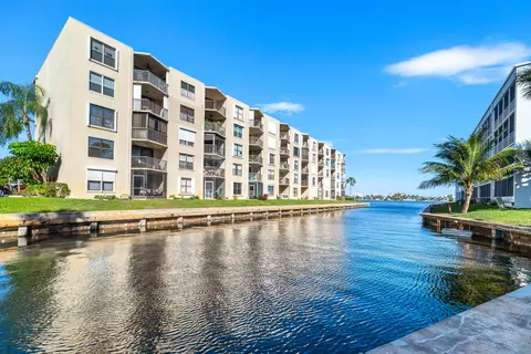 896 N Federal Hwy #530, Lantana, FL 33462