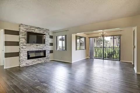 533 Shady Pine Way #B1, Greenacres, FL 33415