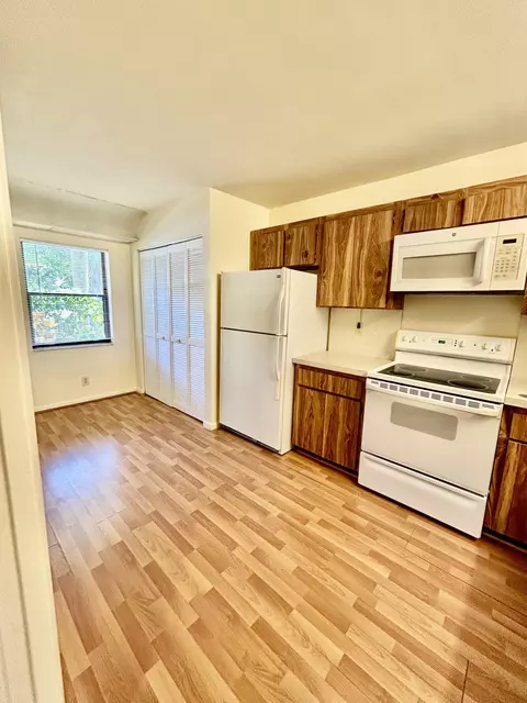 2900 SW 22nd Cir #221D, Delray Beach, FL 33445