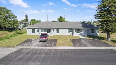 548 SW 5th, Belle Glade, FL 33430