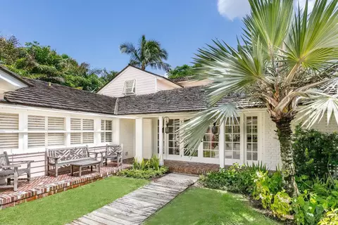 285 Orange Grove Rd, Palm Beach, FL 33480
