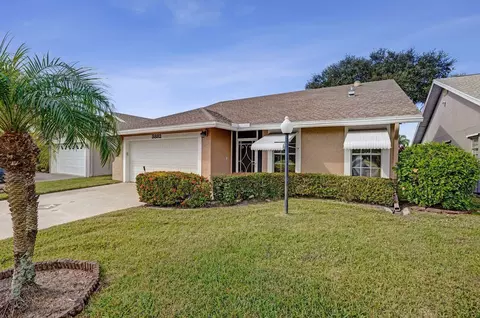 3882 Dafilee Cir, West Palm Beach, FL 33417