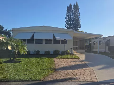 7871 SE Shenandoah Dr, Hobe Sound, FL 33455