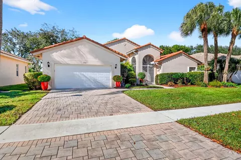 5346 Landon Cir, Boynton Beach, FL 33437