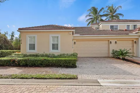 516 Commons Dr, Palm Beach Gardens, FL 33418