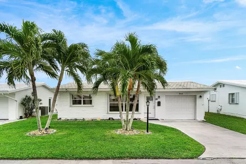 904 SW 5th Ave, Boynton Beach, FL 33426