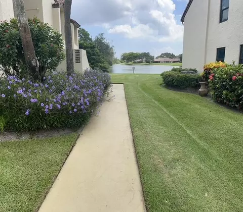5851 Parkwalk Dr, Boynton Beach, FL 33472