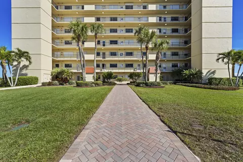 7420 S Ocean Dr #113, Jensen Beach, FL 34957