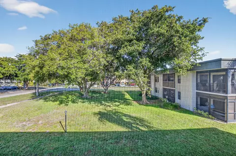265 SE 10th St #11C, Deerfield Beach, FL 33441 photo 34