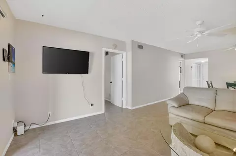 265 SE 10th St #11C, Deerfield Beach, FL 33441 photo 14