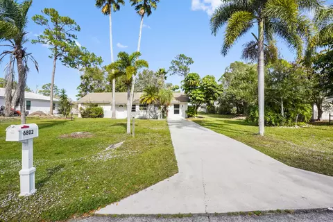 6802 Ocala Ave, Fort Pierce, FL 34951