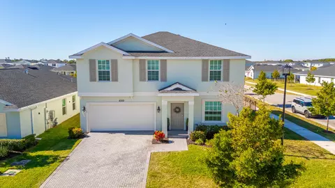 6300 NW Leafmore Ln, Port Saint Lucie, FL 34987