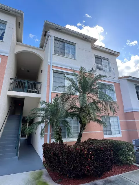 2309 Myrtlewood Cir E #2309, Palm Beach Gardens, FL 33418