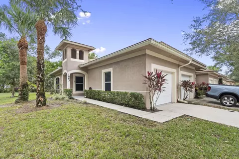 1863 S Dovetail Dr #B1, Fort Pierce, FL 34982