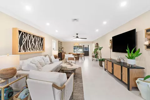 9955 Cherry Tree Ter #A, Boynton Beach, FL 33436