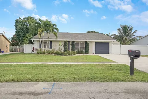 6156 Messana Ter, Lake Worth, FL 33463