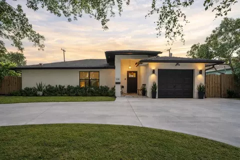 1014 Avon Rd, West Palm Beach, FL 33401