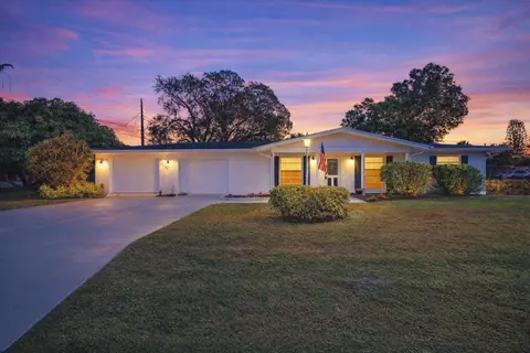 501 NE Oleander Ave, Port Saint Lucie, FL 34952