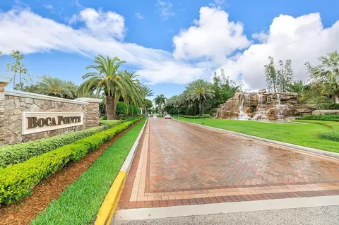 7508 La Paz Blvd #304, Boca Raton, FL 33433