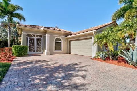 3211 Sussex Way, Vero Beach, FL 32966