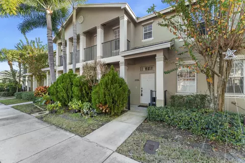 2186 SE Destin Dr, Port Saint Lucie, FL 34952