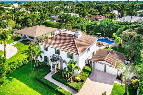 19 E Ocean Ave, Ocean Ridge, FL 33435