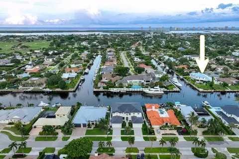 643 Pilot Rd, North Palm Beach, FL 33408