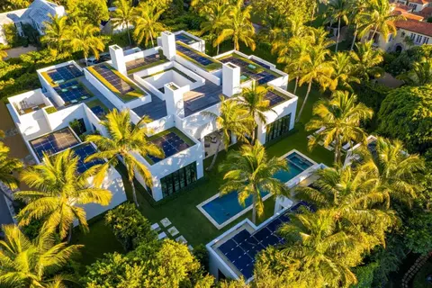 241 Jungle Rd, Palm Beach, FL 33480