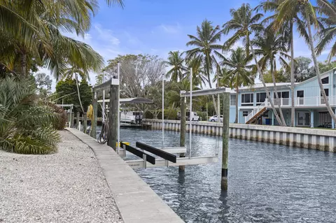 Exterior - 3 Island Rd, Stuart, FL 34996 photo 10 of 13