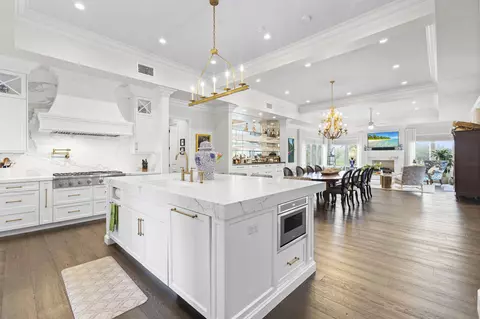 Kitchen - 3 Island Rd, Stuart, FL 34996 photo 3 of 4