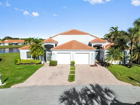 8053 Clear Shrs, Delray Beach, FL 33446