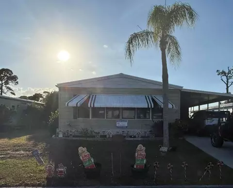 69 Las Casitas Ct, Fort Pierce, FL 34951
