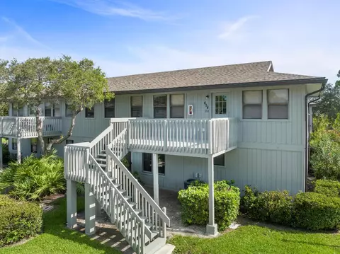 654 Centre SW #201, Vero Beach, FL 32962