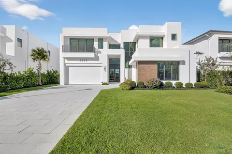 2232 Delray Ridge Ln, Delray Beach, FL 33444