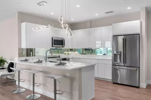 41 SW Seminole St #310, Stuart, FL 34994