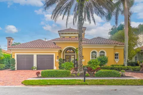 231 SE Bella Strano, Port Saint Lucie, FL 34984