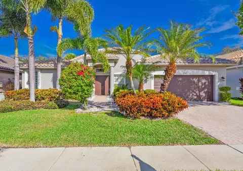 6765 Garde Rd, Boynton Beach, FL 33472