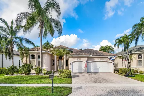 9641 Parkview Ave, Boca Raton, FL 33428