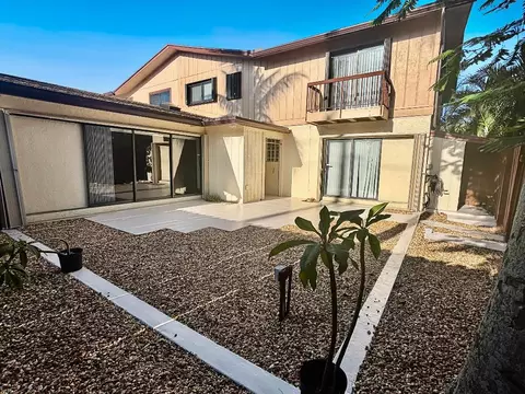 4208 N Landar Dr, Lake Worth, FL 33463