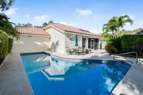 349 Eagleton Golf Dr, Palm Beach Gardens, FL 33418